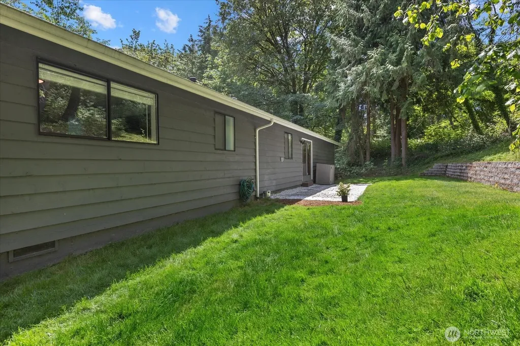 6632 NE 196th Street Kenmore WA 98028