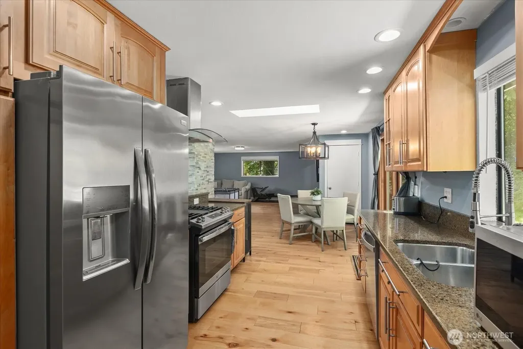 6632 NE 196th Street Kenmore WA 98028
