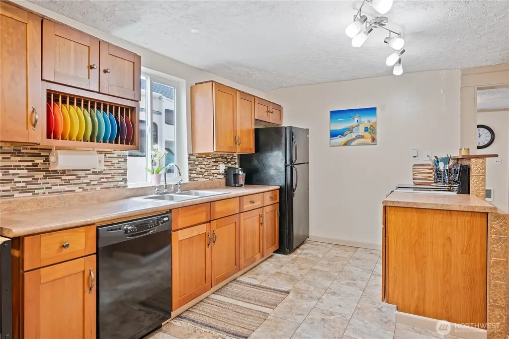 3284 Oak Street Longview WA 98632