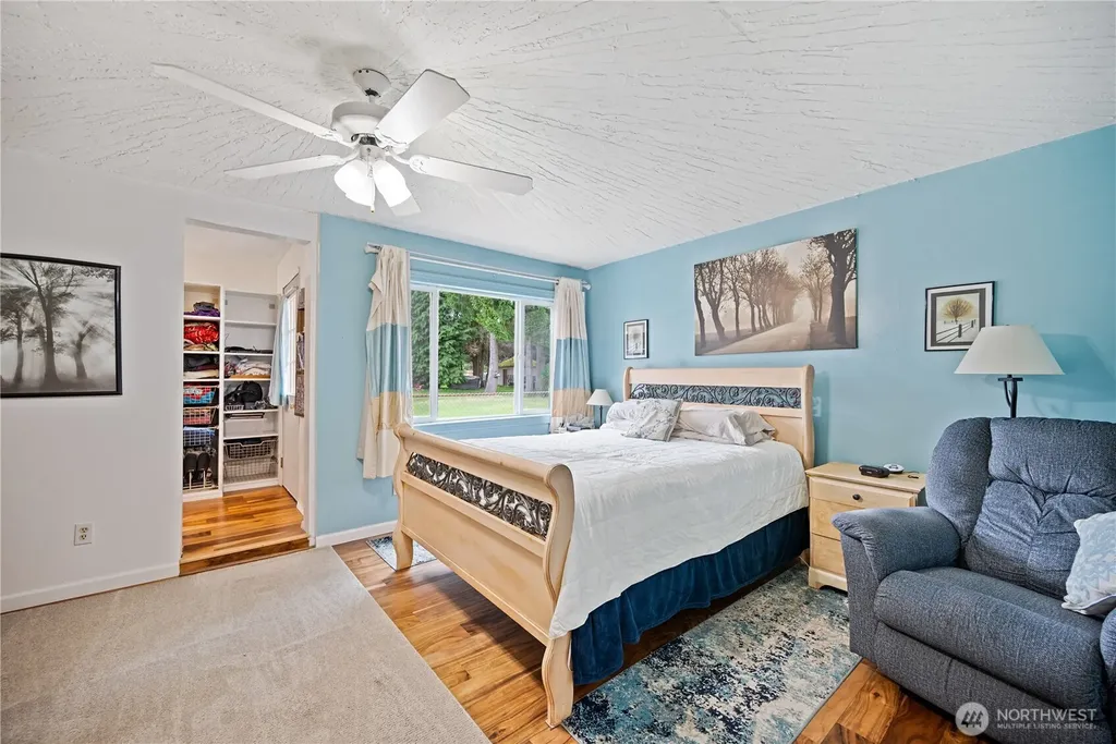 3284 Oak Street Longview WA 98632