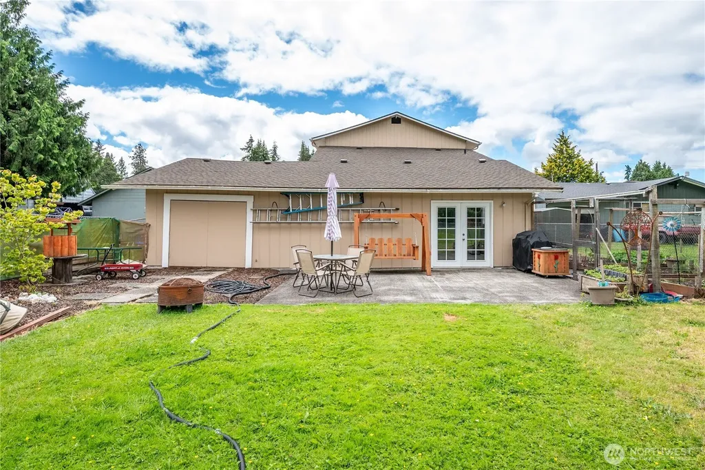 3284 Oak Street Longview WA 98632