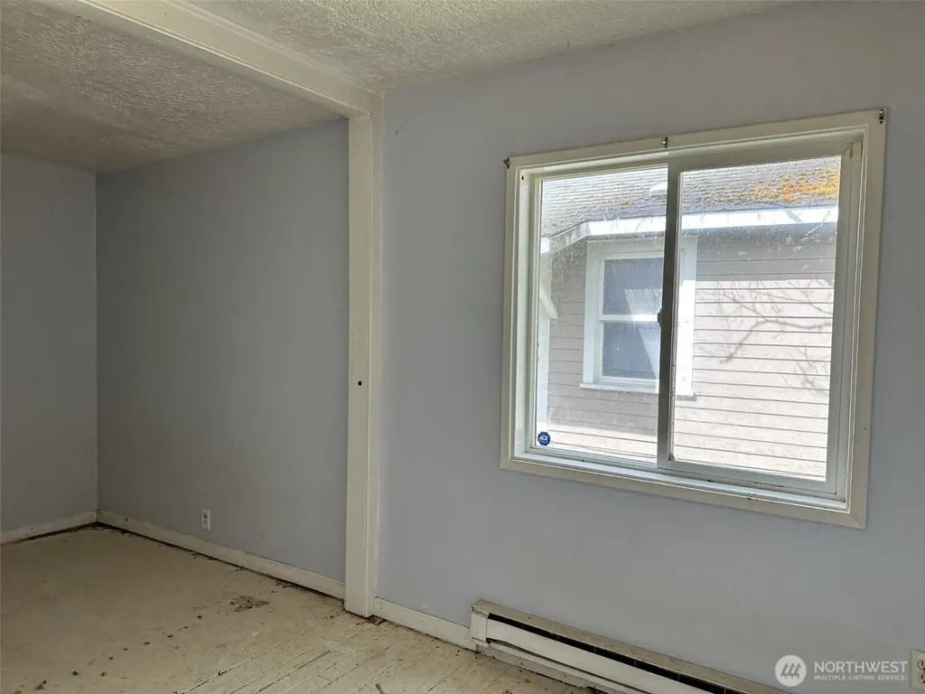 273 Baltimore Street Longview WA 98632