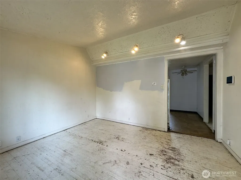 273 Baltimore Street Longview WA 98632