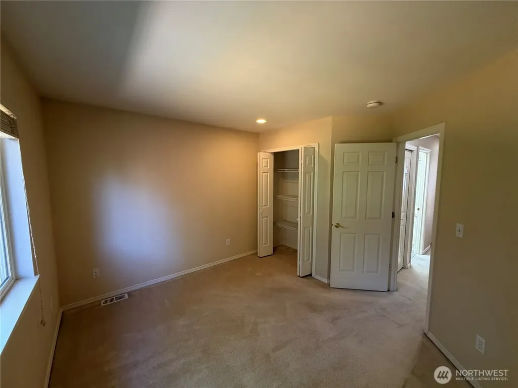 4604 160 Place SW Lynnwood WA 98087