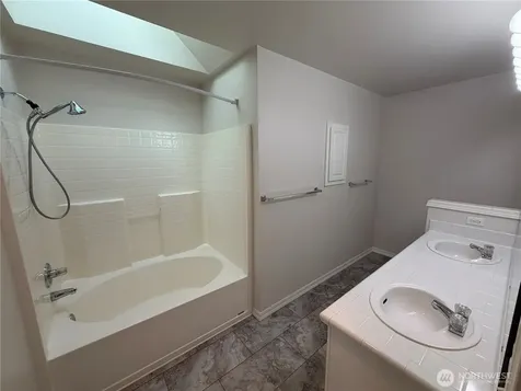 4604 160 Place SW Lynnwood WA 98087
