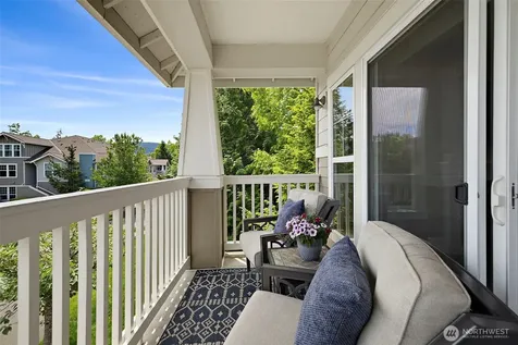 7705 Fairway Avenue SE Snoqualmie WA 98065