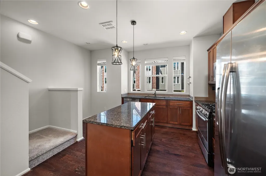 1925 113th Place SE Everett WA 98208