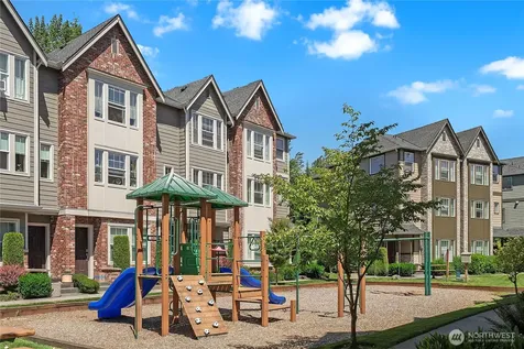 1925 113th Place SE Everett WA 98208