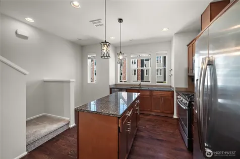 1925 113th Place SE Everett WA 98208