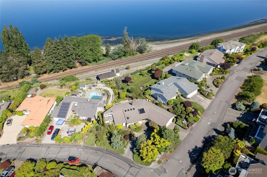 70 Hewitt Drive Steilacoom WA 98388