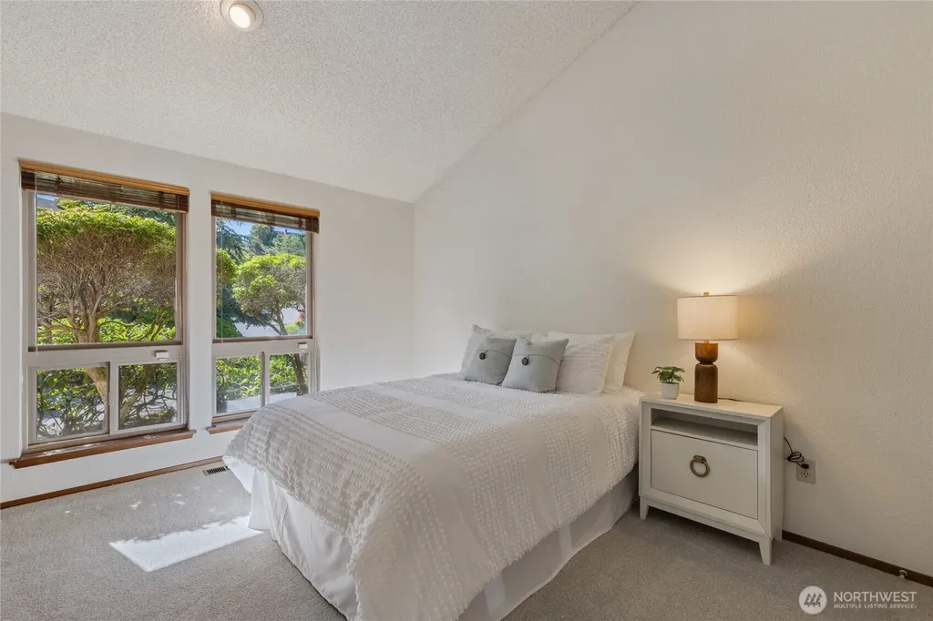 70 Hewitt Drive Steilacoom WA 98388