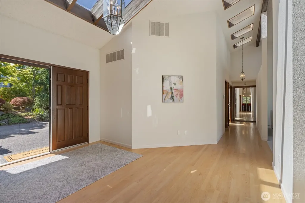 70 Hewitt Drive Steilacoom WA 98388