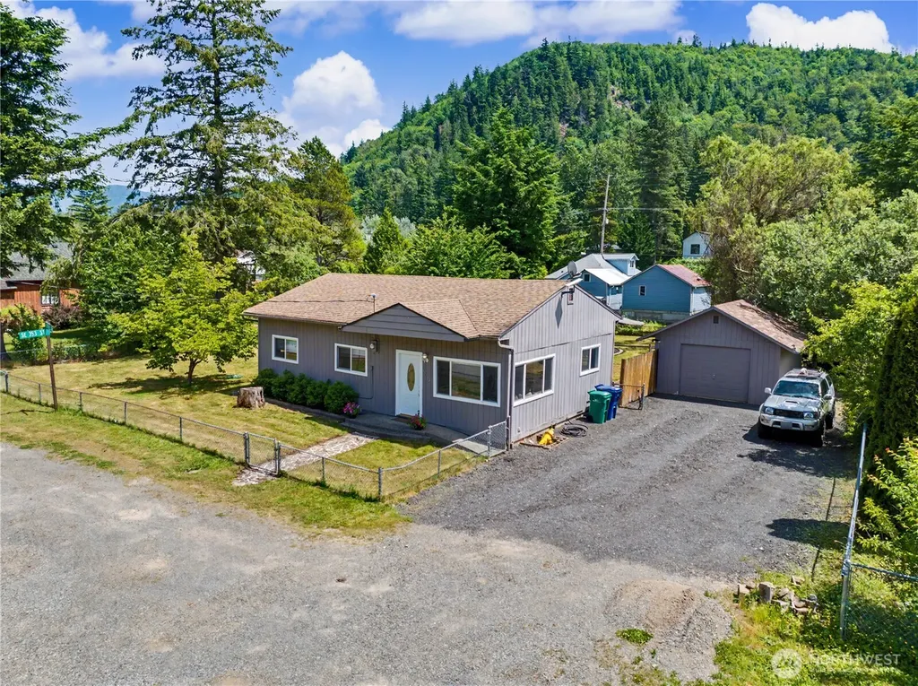 35314 312th Way SE Enumclaw WA 98022