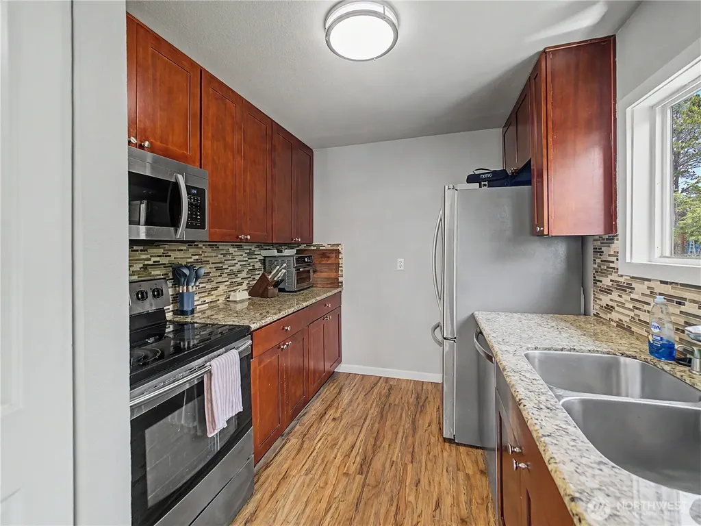 35314 312th Way SE Enumclaw WA 98022