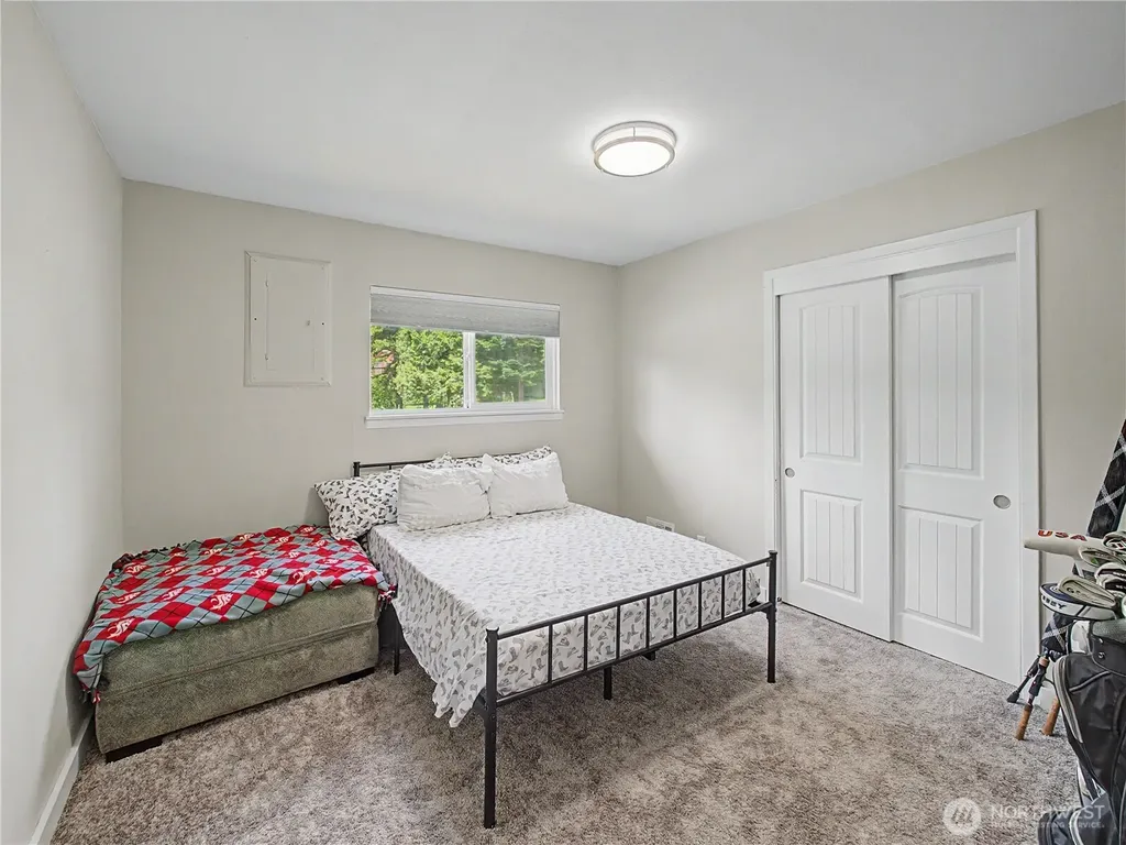35314 312th Way SE Enumclaw WA 98022