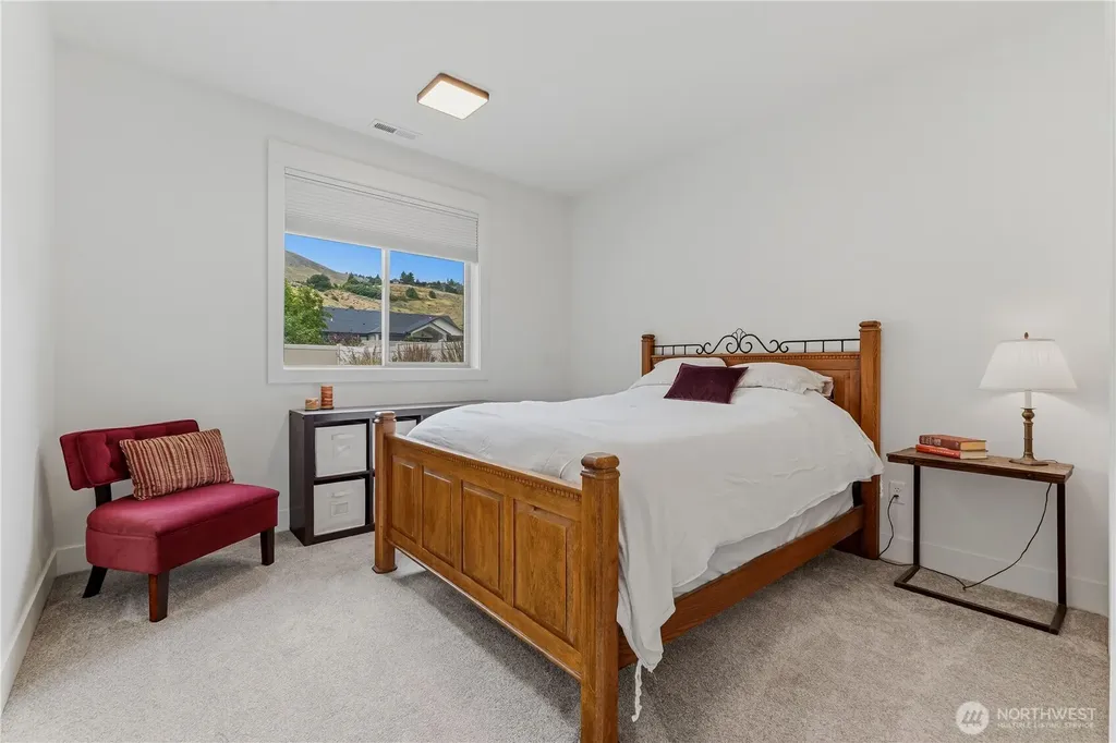 966 Bentley Lane Wenatchee WA 98801