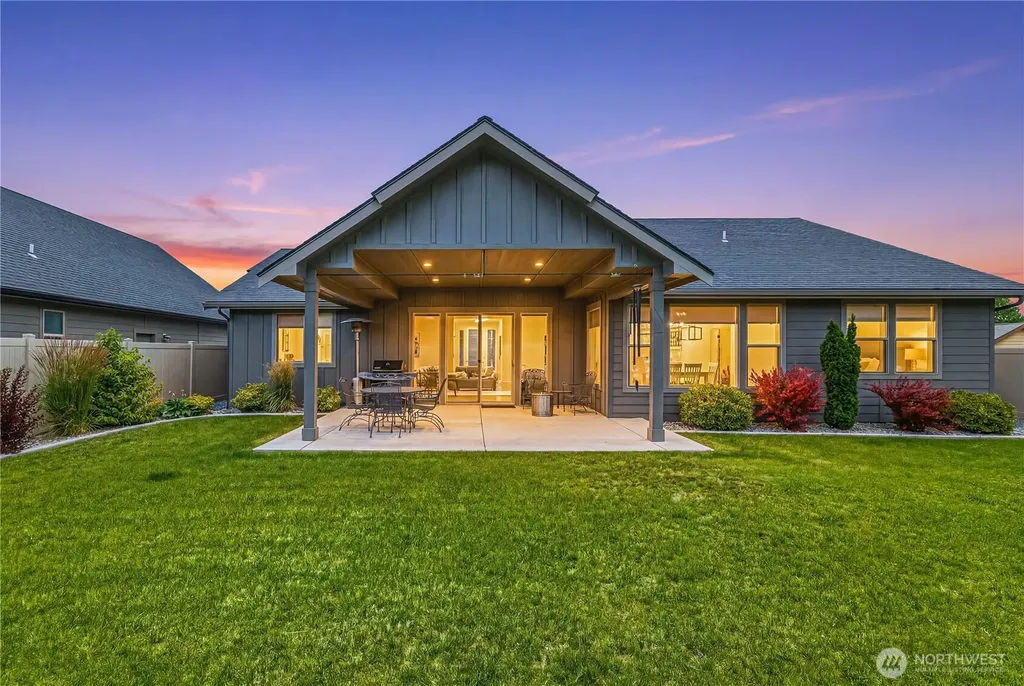 966 Bentley Lane Wenatchee WA 98801