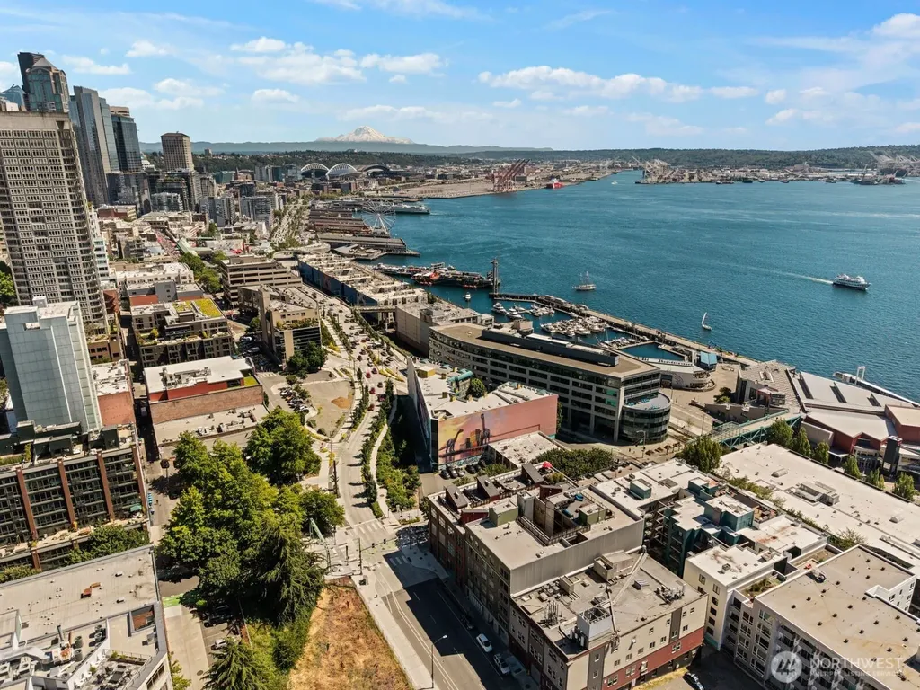 66 Bell Street Seattle WA 98121