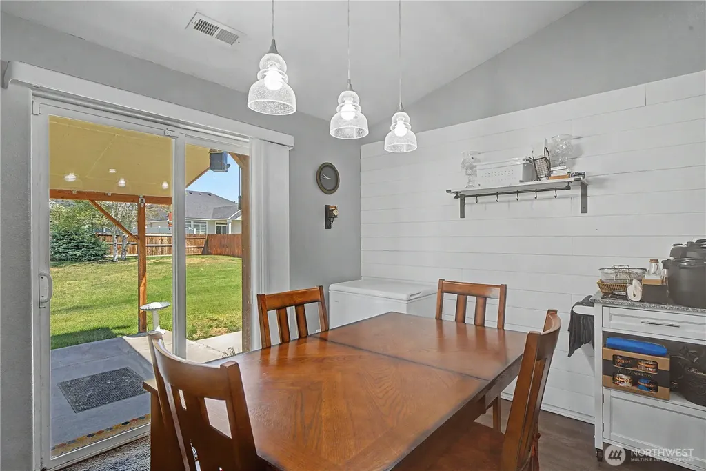 433 S Trillium Way Moses Lake WA 98837