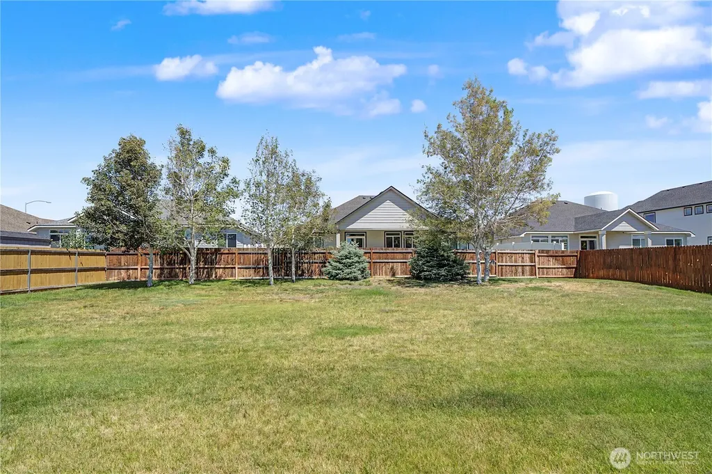 433 S Trillium Way Moses Lake WA 98837