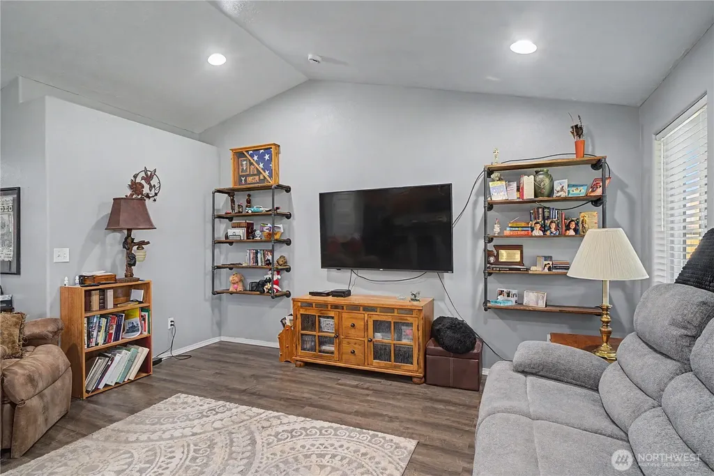 433 S Trillium Way Moses Lake WA 98837