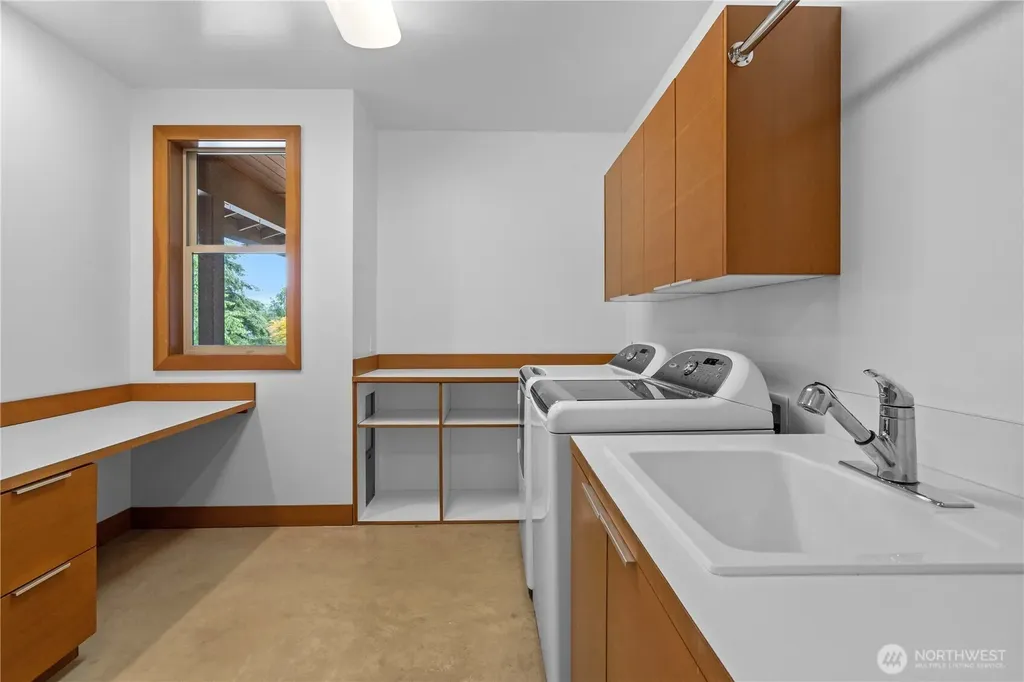 39229 278th Way SE Enumclaw WA 98022