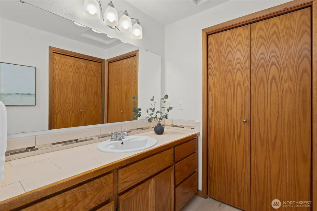 11110 Kuhlman Road SE Olympia WA 98513