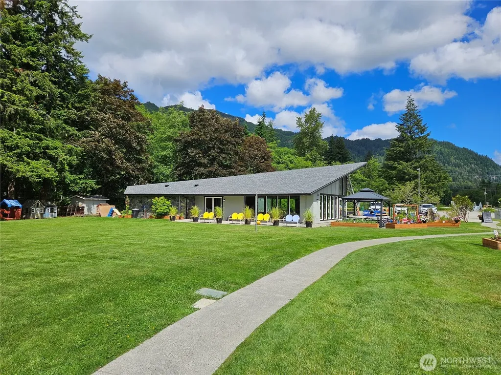 3038 Beaver Place Sedro Woolley WA 98284