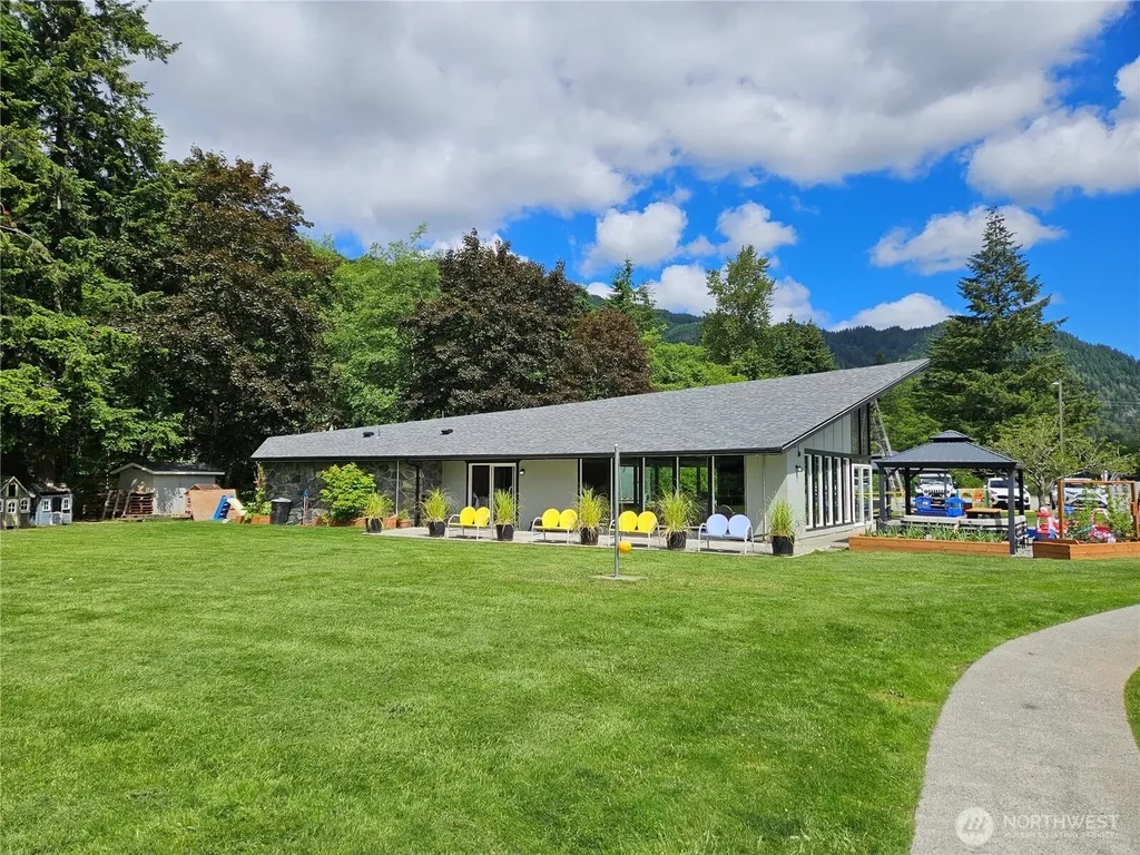 3038 Beaver Place Sedro Woolley WA 98284