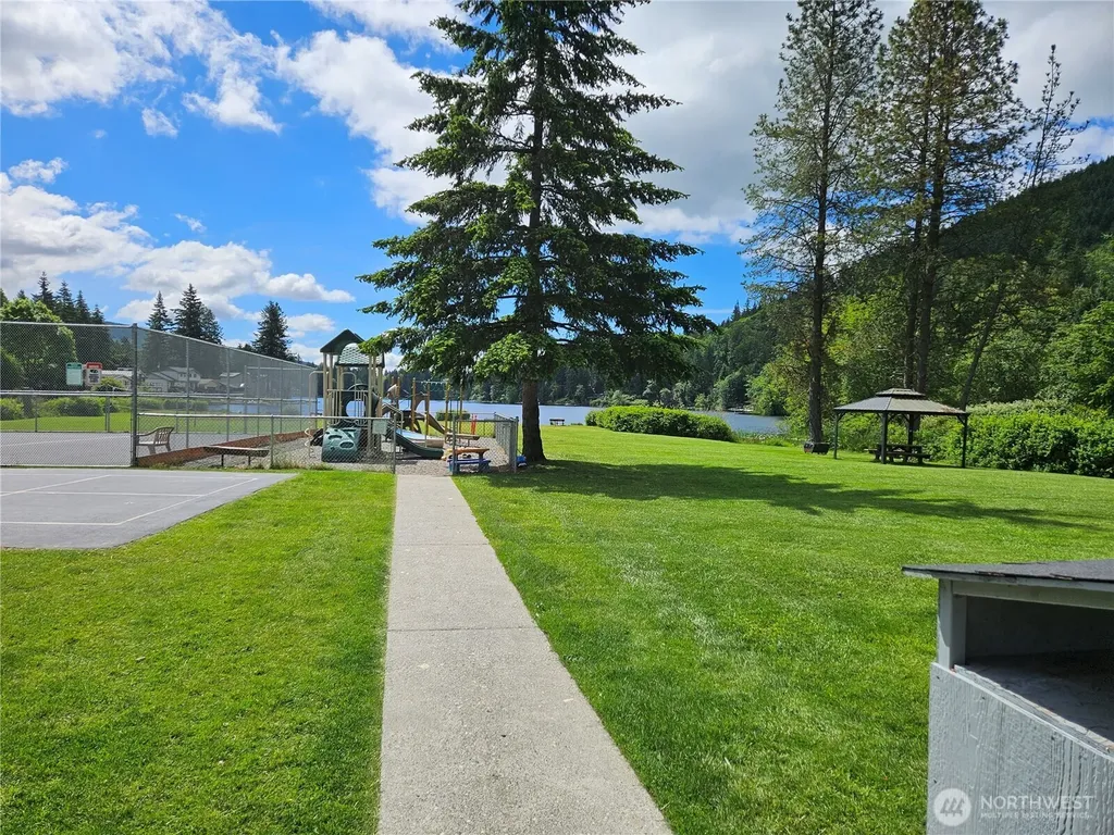 3038 Beaver Place Sedro Woolley WA 98284