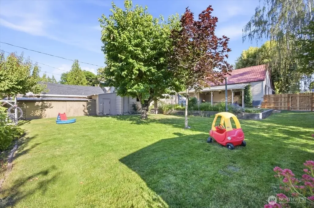 810 W Albany Avenue Kennewick WA 99336