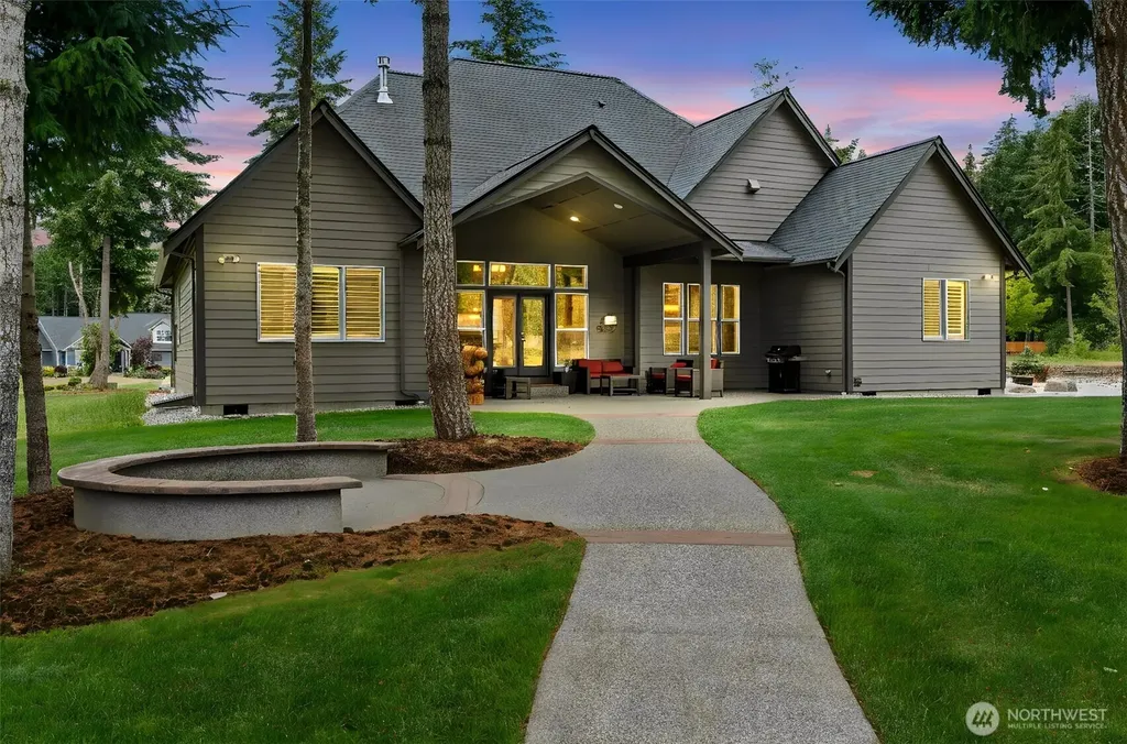 8022 57th Lane NE Olympia WA 98516