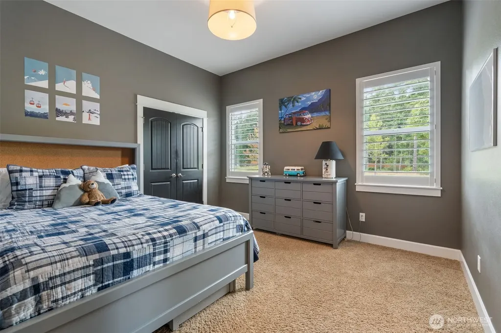 8022 57th Lane NE Olympia WA 98516