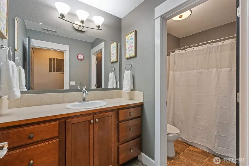 8022 57th Lane NE Olympia WA 98516