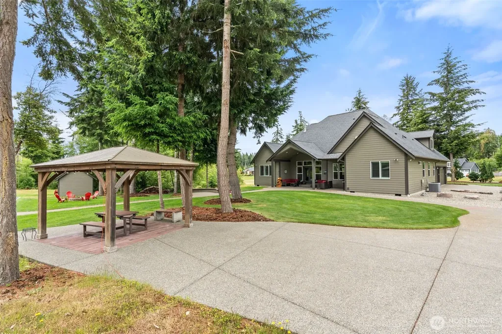 8022 57th Lane NE Olympia WA 98516
