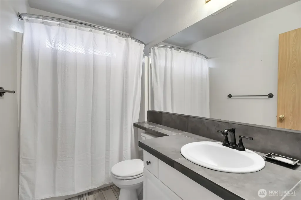 21516 102nd Street E Bonney Lake WA 98391