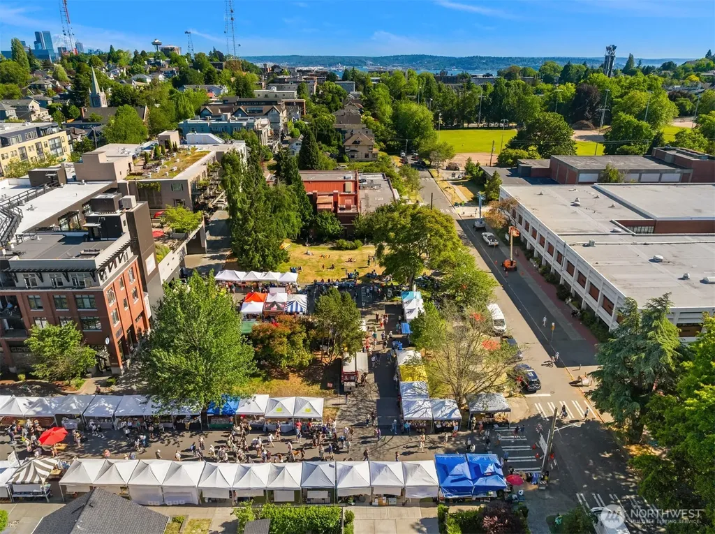 2002 1st Avenue N Seattle WA 98109