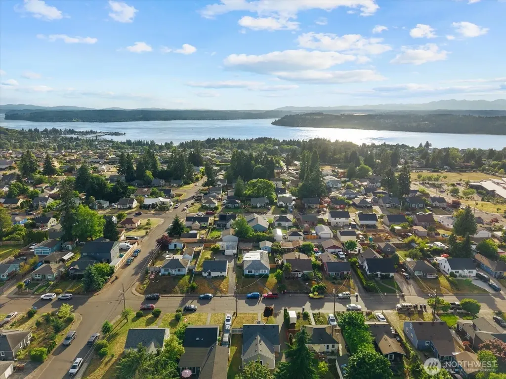 833 S Macarthur Street Tacoma WA 98465
