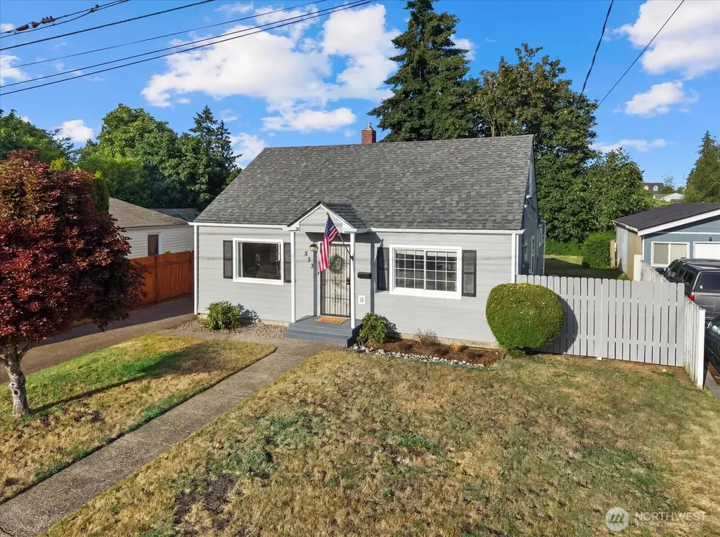 833 S Macarthur Street Tacoma WA 98465