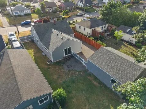 833 S Macarthur Street Tacoma WA 98465