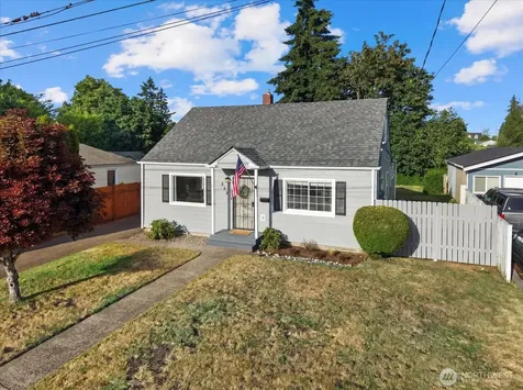833 S Macarthur Street Tacoma WA 98465
