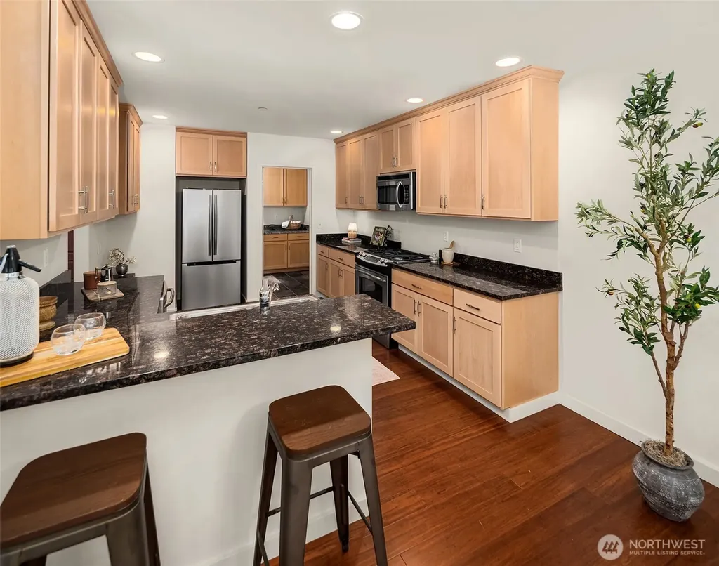10420 SW 230th Street Vashon WA 98070