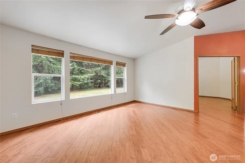 3995 SW Cimmarron Lane Port Orchard WA 98367