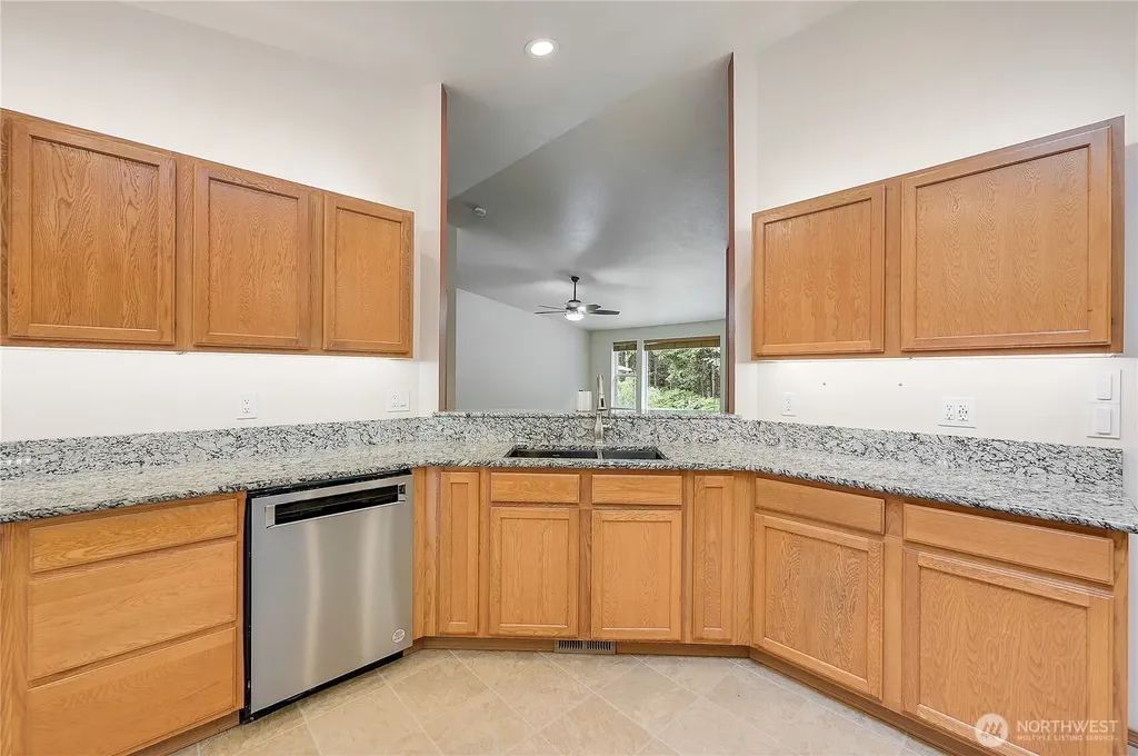 3995 SW Cimmarron Lane Port Orchard WA 98367