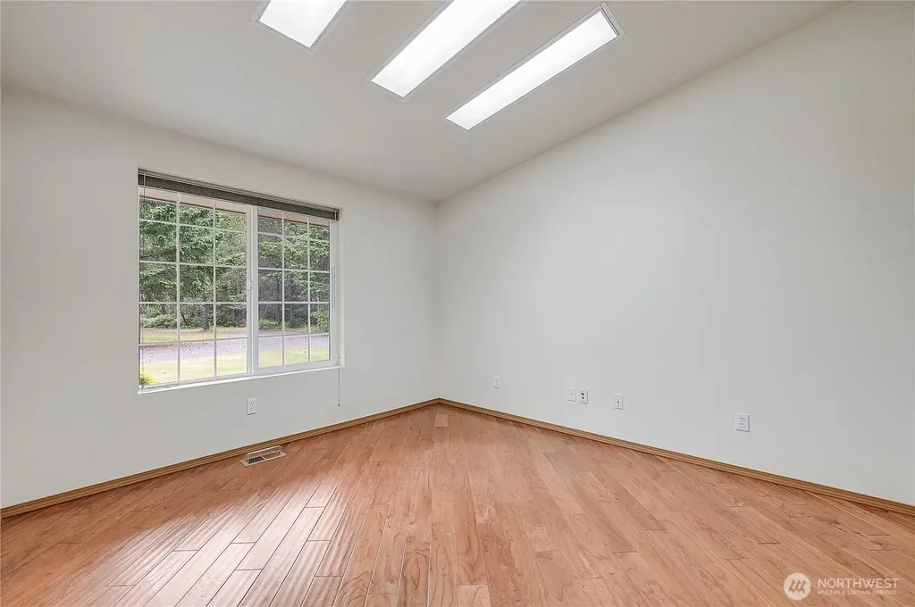 3995 SW Cimmarron Lane Port Orchard WA 98367