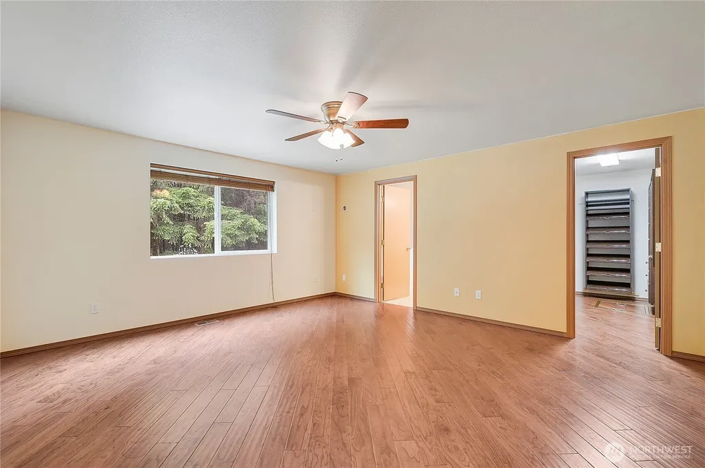 3995 SW Cimmarron Lane Port Orchard WA 98367