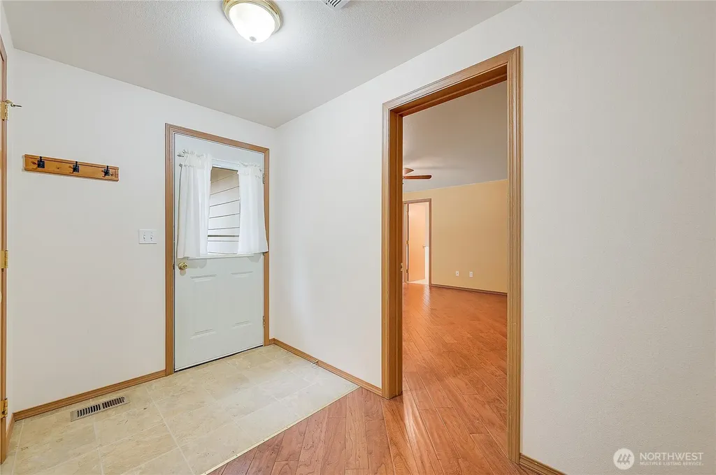 3995 SW Cimmarron Lane Port Orchard WA 98367