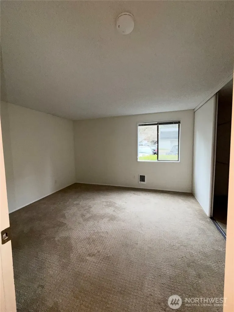 12510 NE 117th Place Kirkland WA 98034