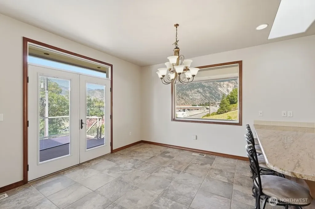 22 Washington Street Manson WA 98831