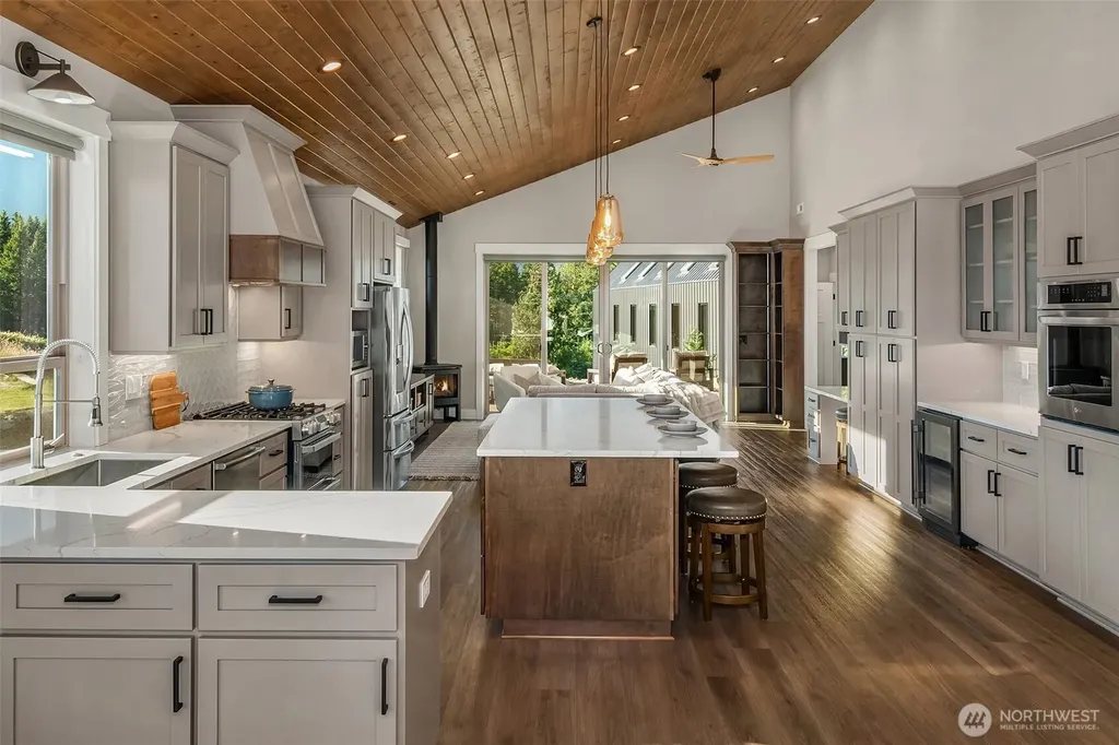 150 Burl Lane Packwood WA 98361